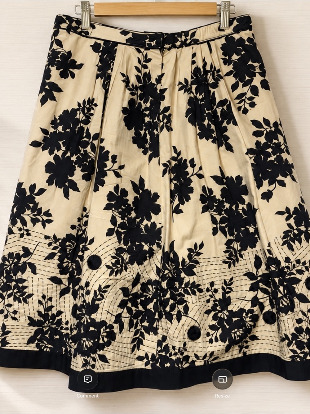 Coldwater Creek Embroidered Cotton Blue Lined Skirt, Medium.